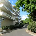Apartman - Superbe T3 Avec Terrasse, Piscine Et Parking Securise - 6 Personnes - Fr-1-420-33 *
