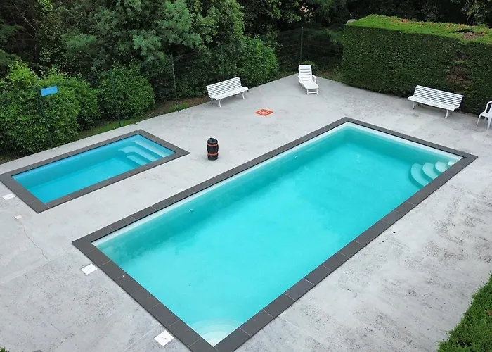 Apartament - Superbe T3 Avec Terrasse, Piscine Et Parking Securise - 6 Personnes - Fr-1-420-33